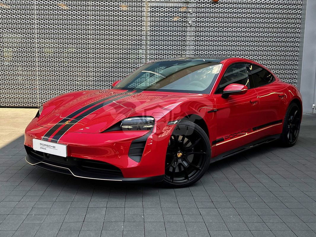 Porsche Taycan 2023
