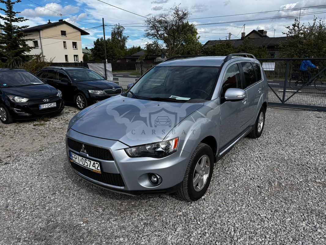 Mitsubishi Outlander II 2.0 2WD Edition 2011