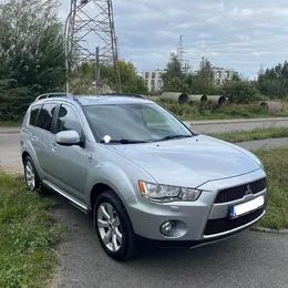 Mitsubishi Outlander II 2012