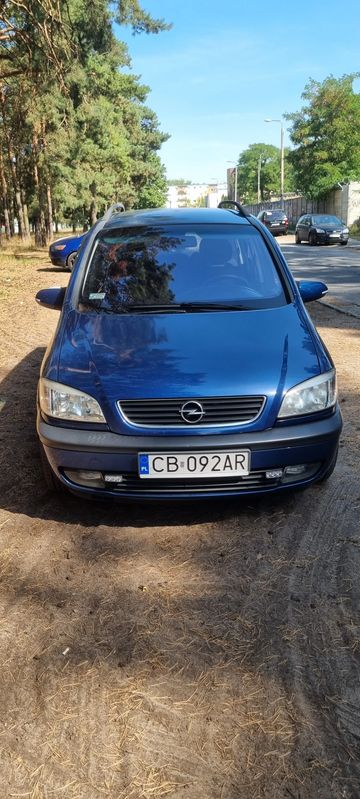 Opel Zafira A 1.8 16V Elegance 2002