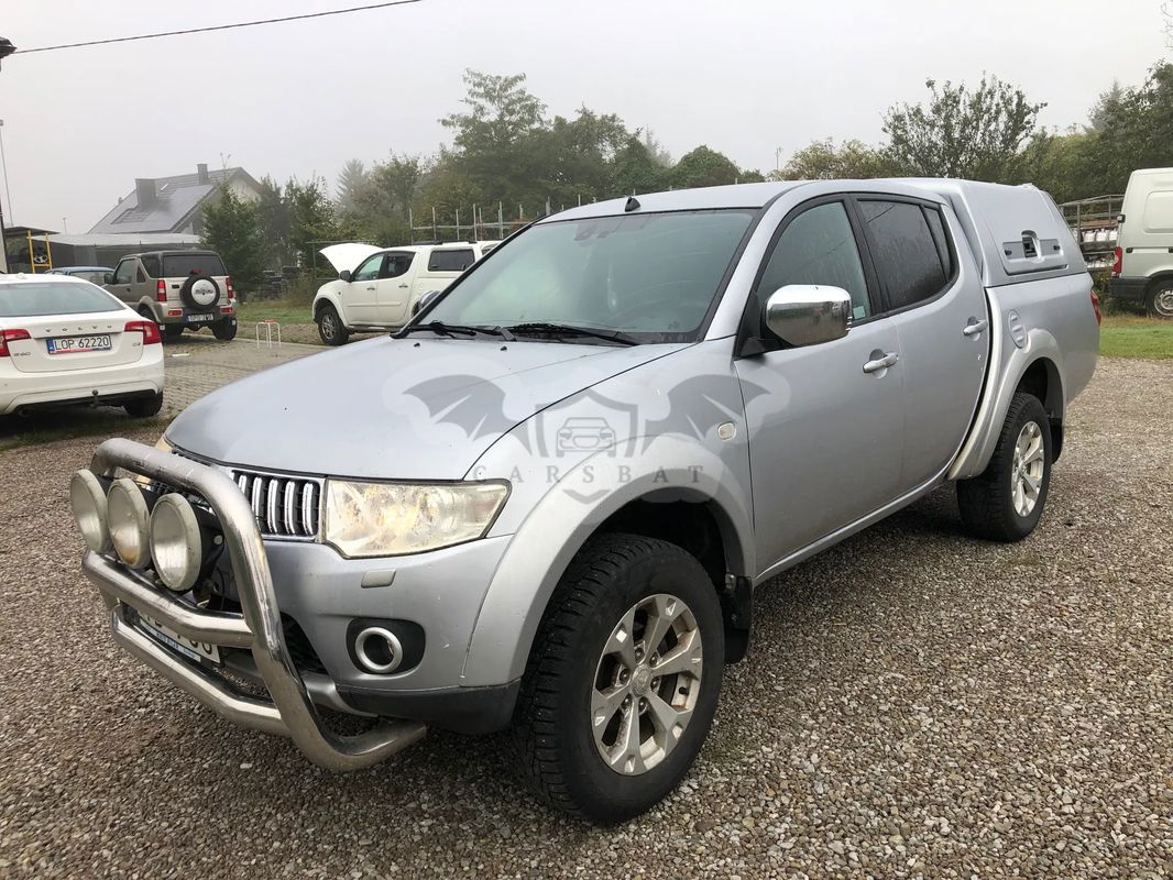 Mitsubishi L200 2015