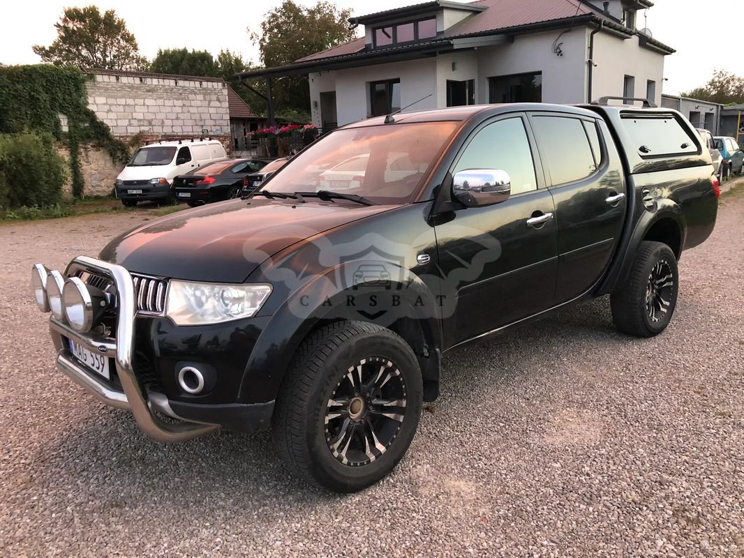Mitsubishi L200 2013