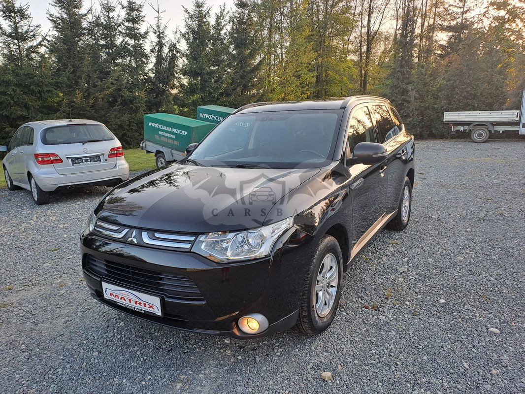 Mitsubishi Outlander III 2.0 4WD CVT Top 2013
