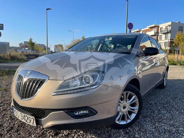 Lancia Delta 1.6 MJ Platino 2011