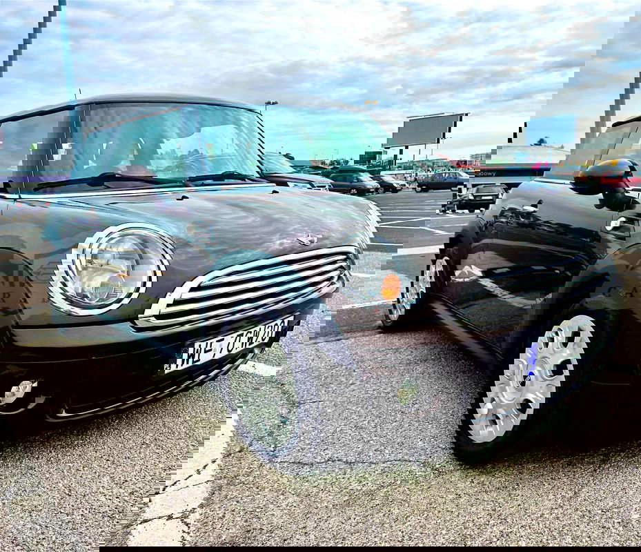 Mini One Standard 2010