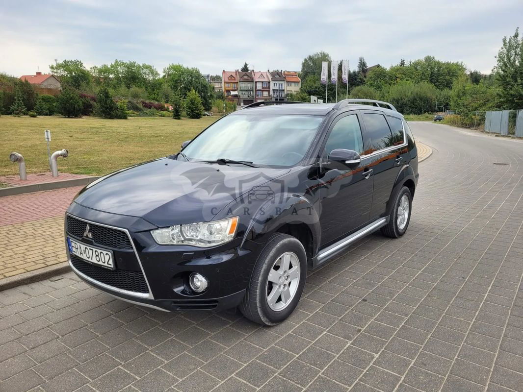 Mitsubishi Outlander II 2.0 Intense + 2WD CVT 2012
