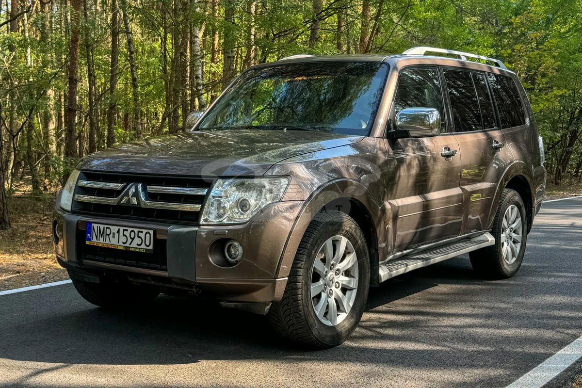 Mitsubishi Pajero IV 3.2 DID Elegance 2010