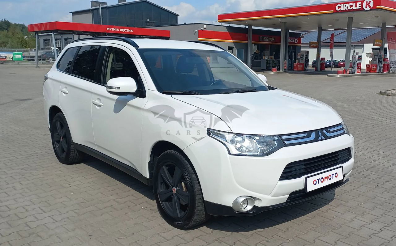 Mitsubishi Outlander III 2.0 2WD CVT Active 2013