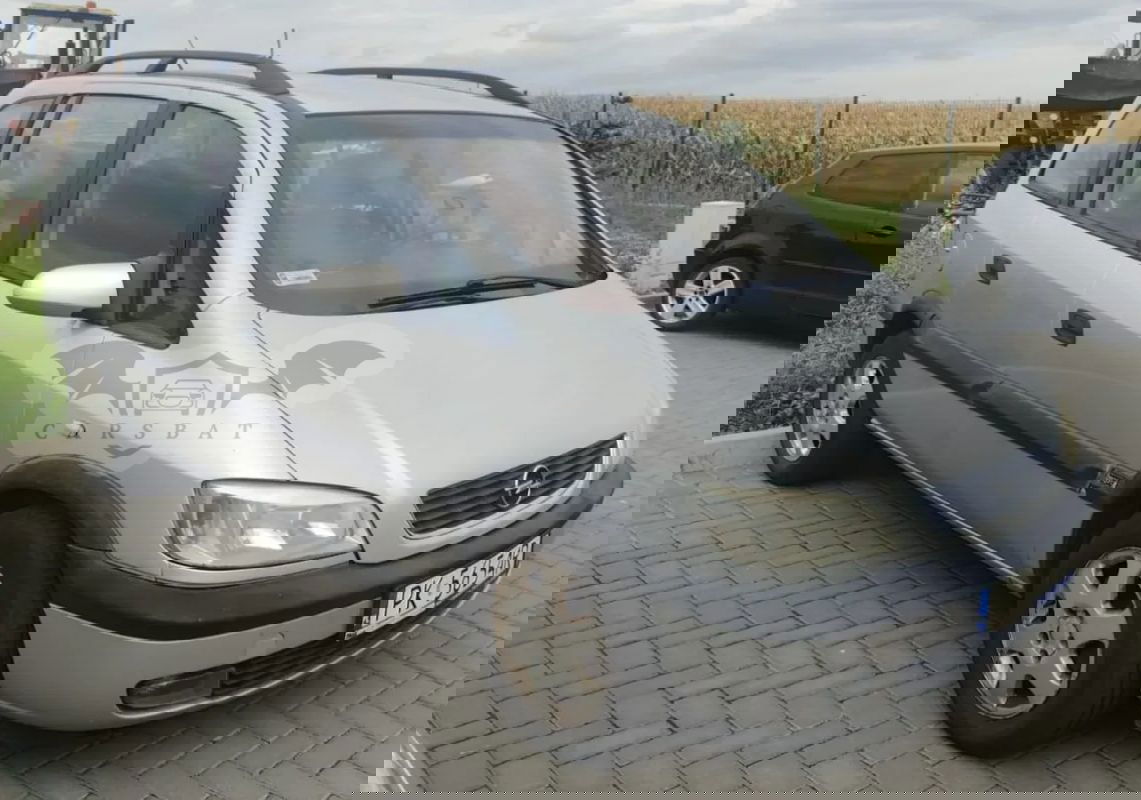 Opel Zafira A 2000