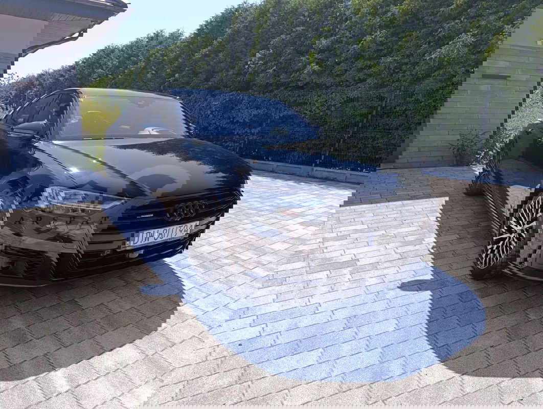 Audi A8 D5 2020