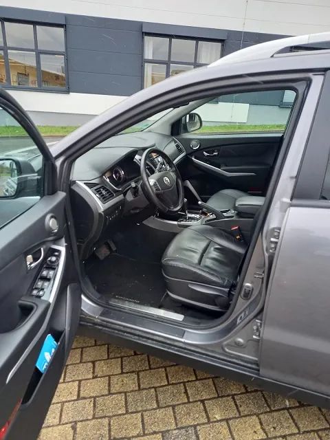 Ssangyong / KG Mobility Korando 2.0 e-XDi Sapphire 2015
