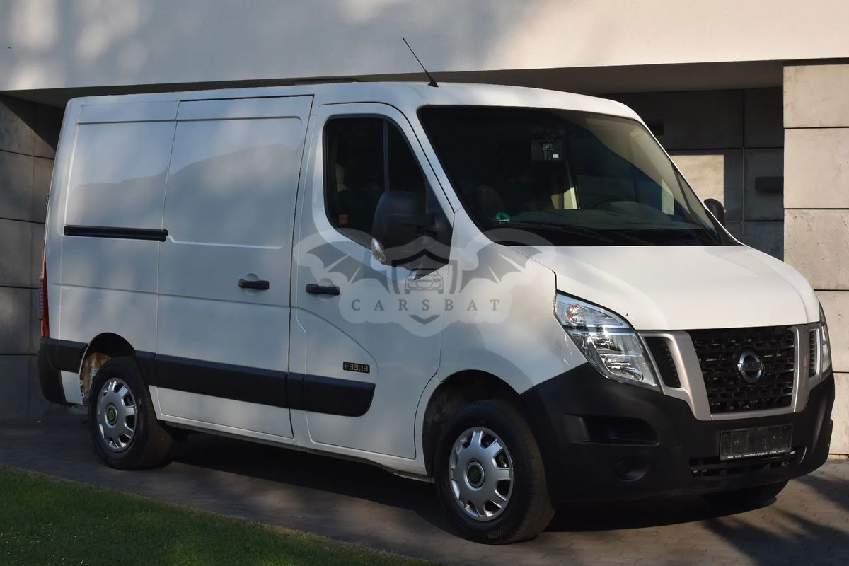 Nissan NV400 2012