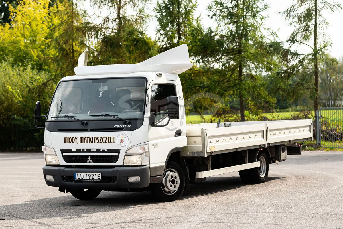 Mitsubishi Fuso Canter 2011