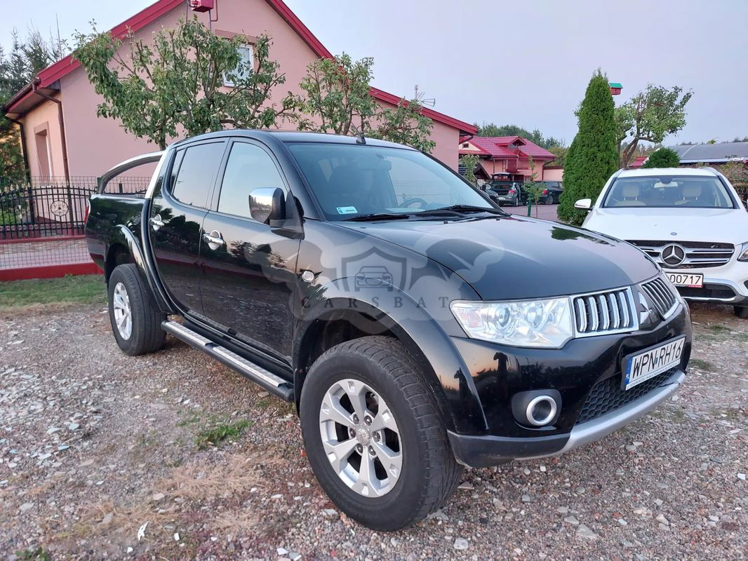 Mitsubishi L200 2011