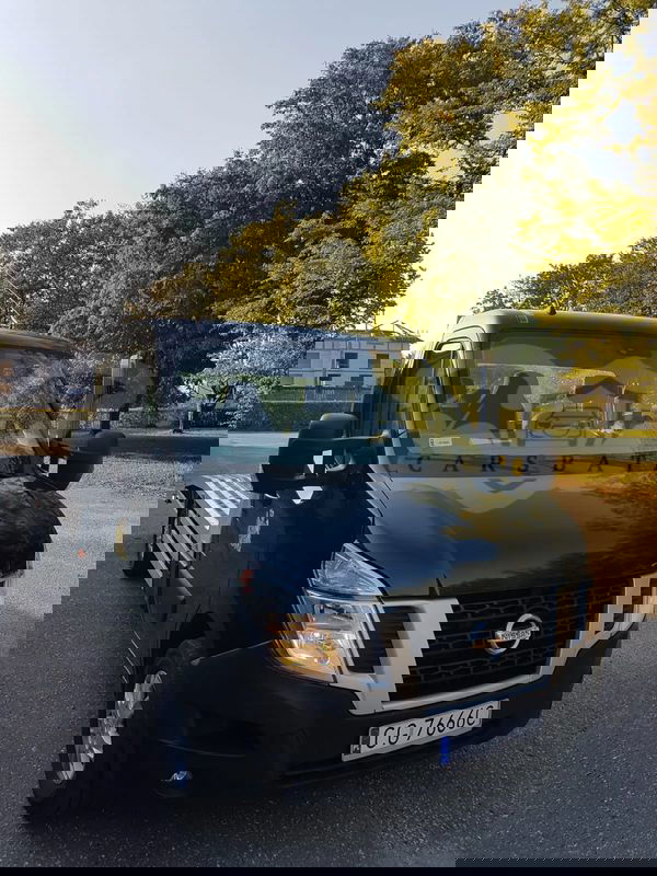 Nissan NV400 2015