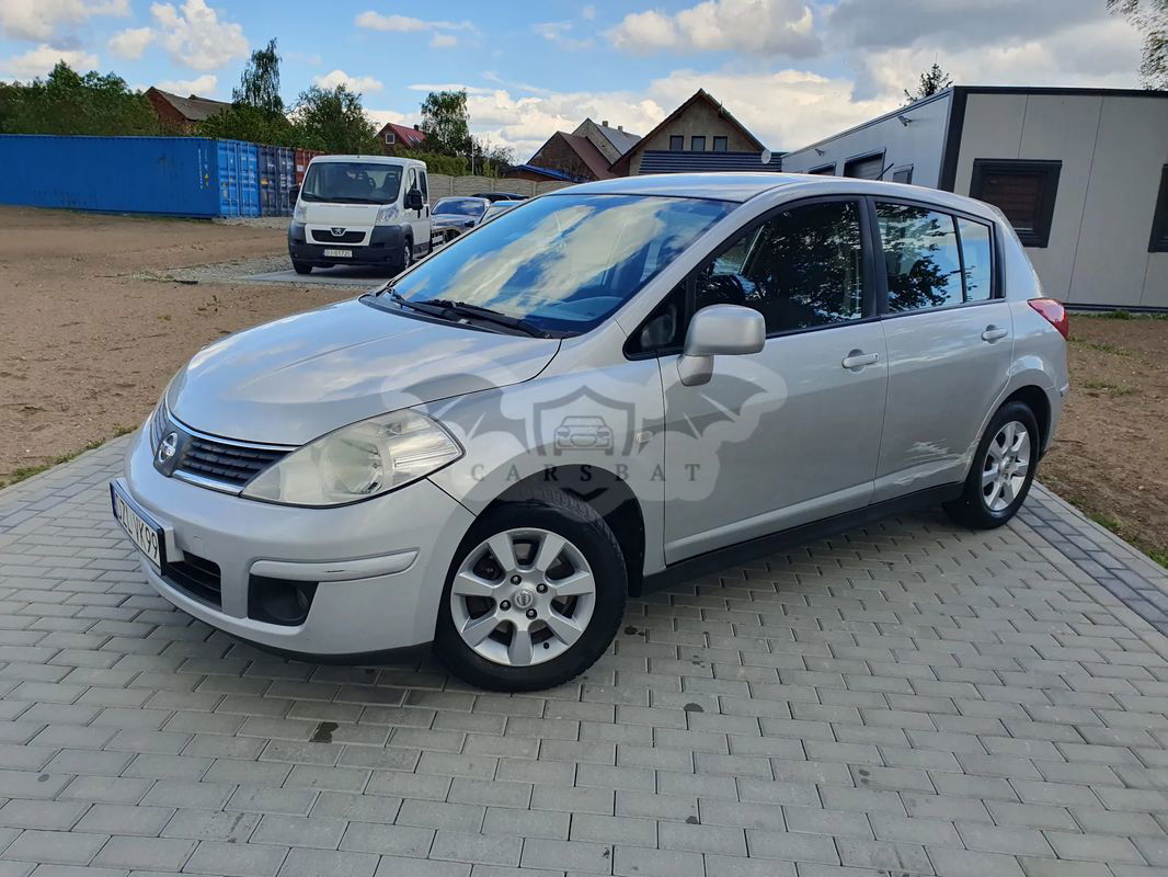 Nissan Tiida 1.6 Visia 2009