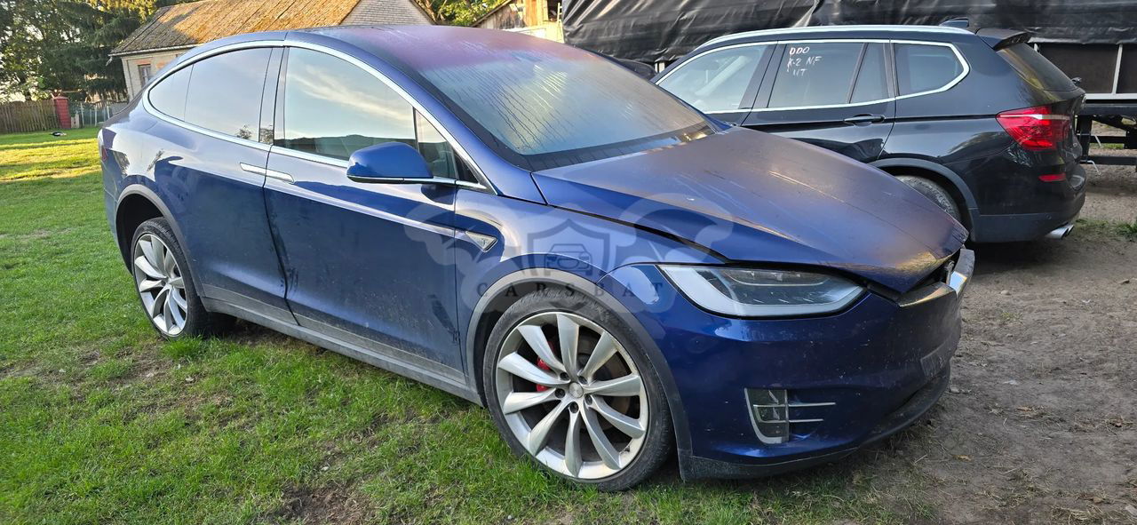 Tesla Model X Performance 2016
