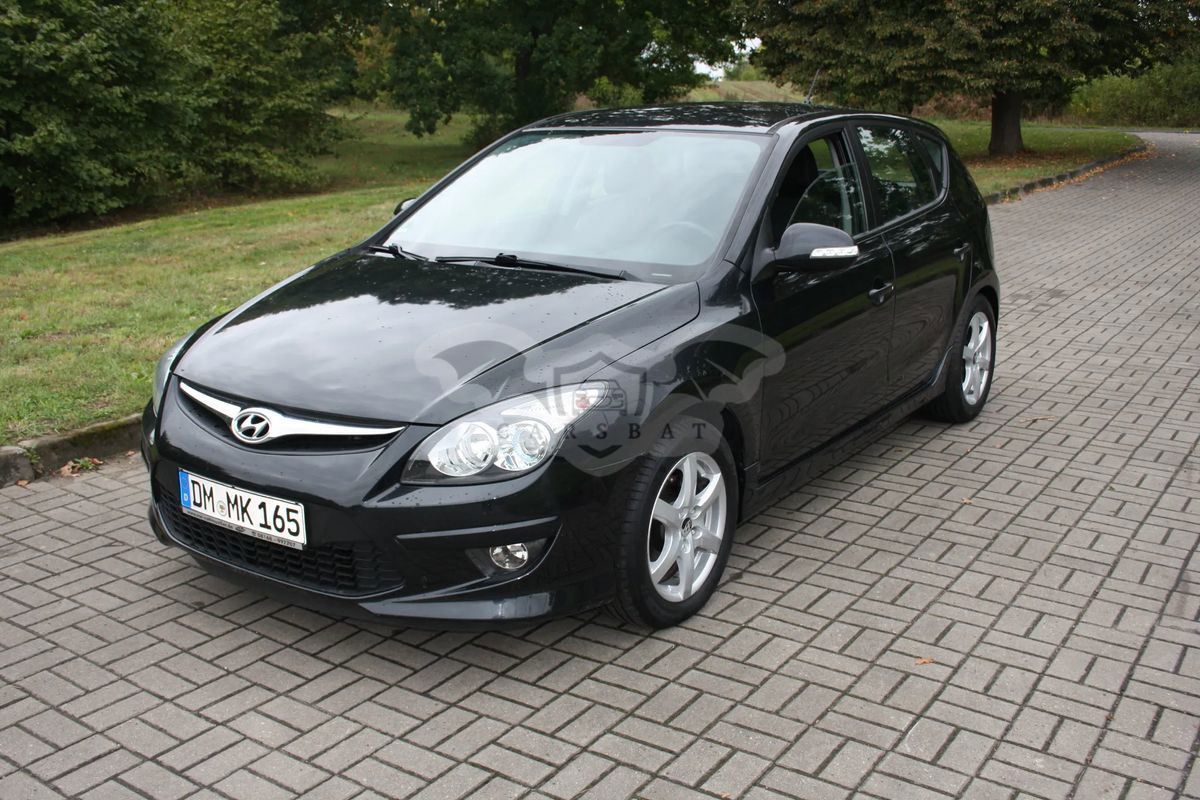 Hyundai i30 I i30cw 1.6 CRDi UEFA EURO 2012 Edition 2011
