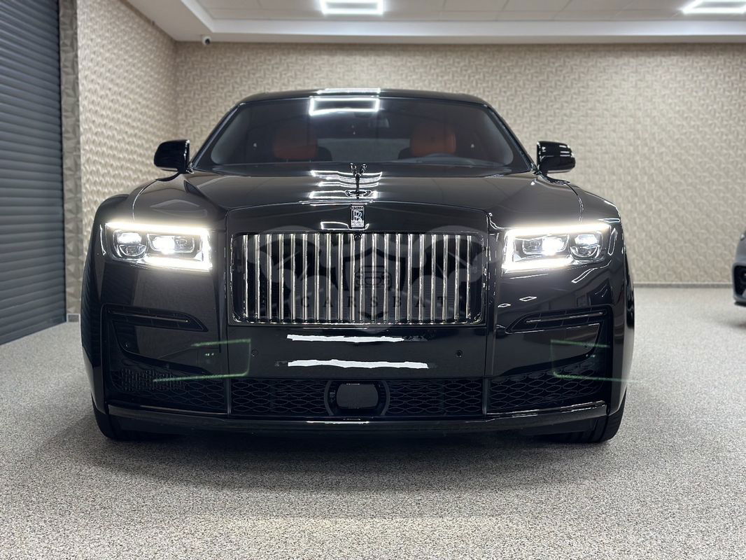 Rolls-Royce Ghost Black Badge 2023