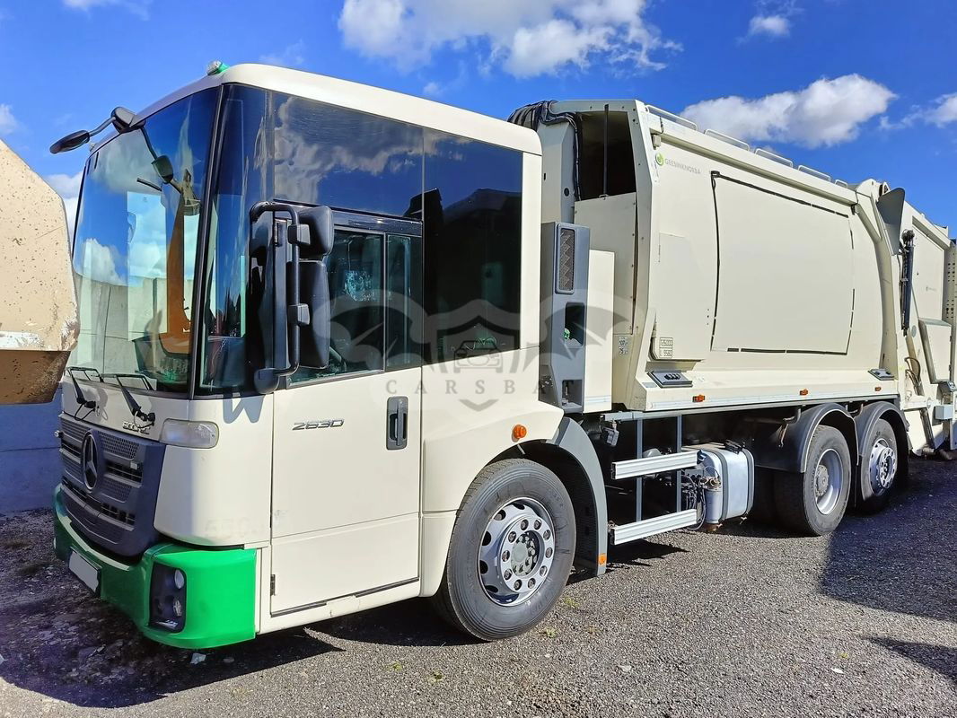 Mercedes-Benz Econic 2015