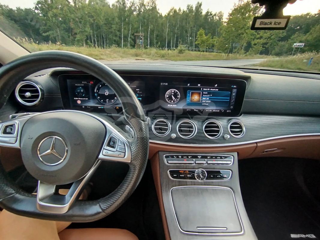 Mercedes-Benz E W213 350 d 9G-TRONIC 2017