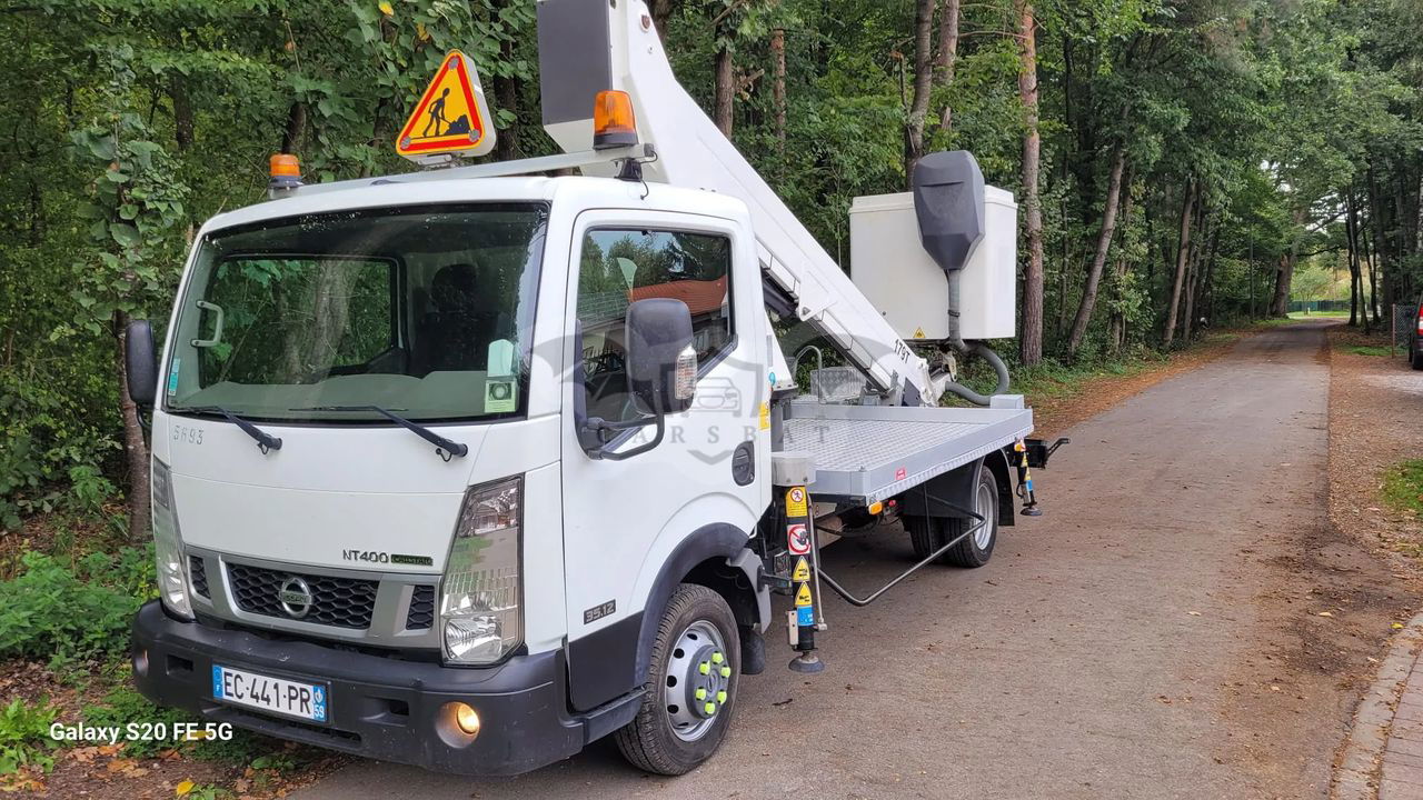 Nissan NT 2015