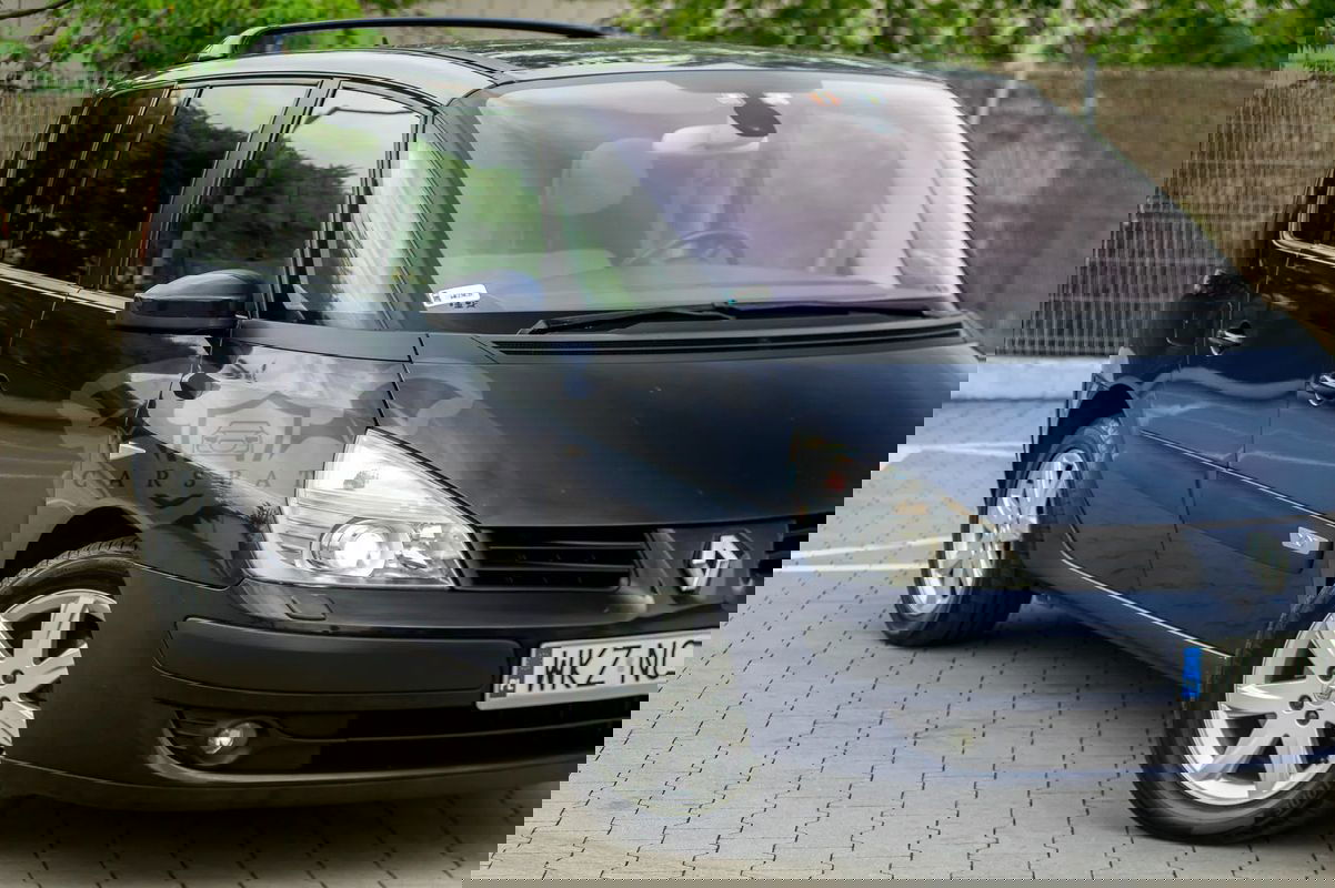 Renault Espace IV 2.0T Dynamique 2006