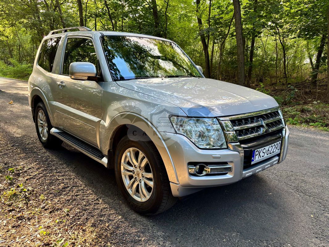 Mitsubishi Pajero IV 2015