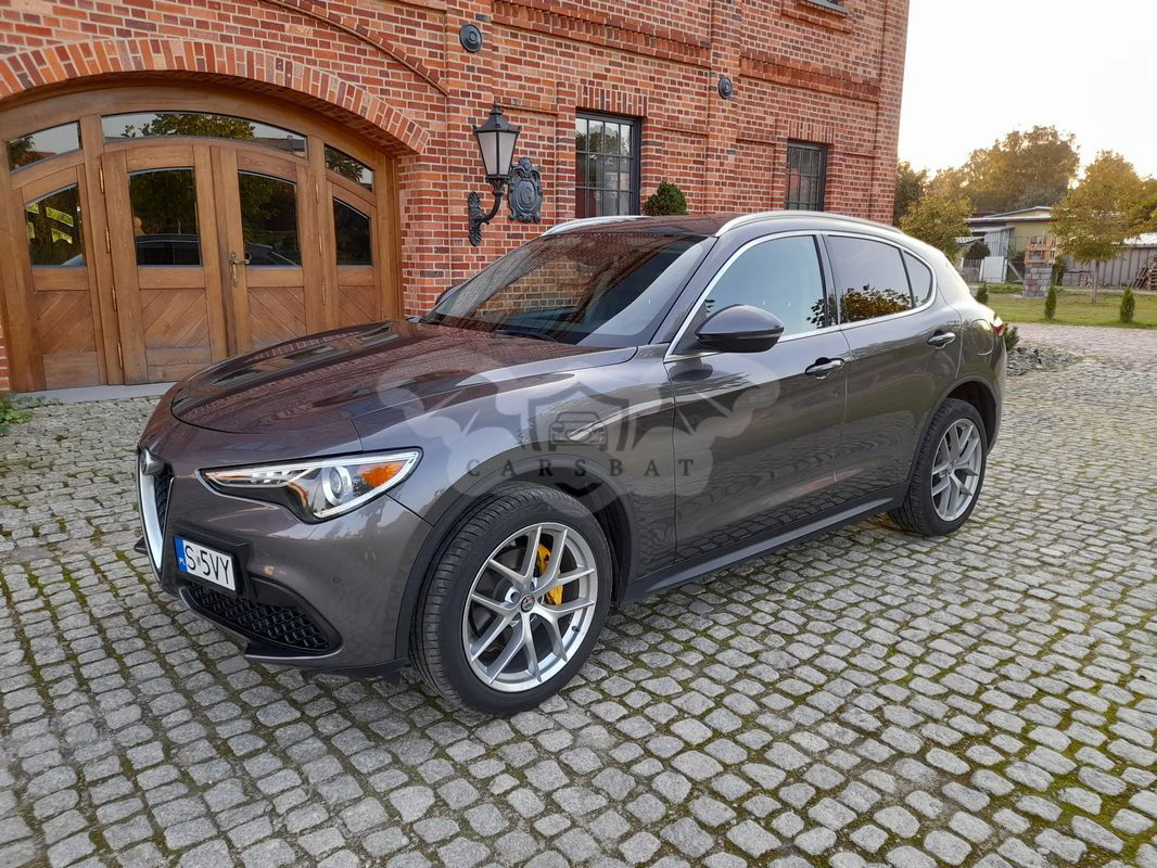 Alfa Romeo Stelvio 2.0 Turbo 16V AT8-Q4 Super 2017