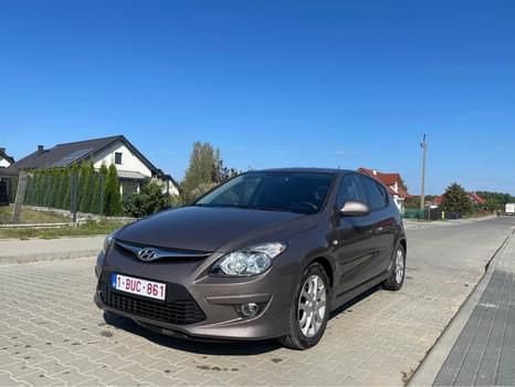 Hyundai i30 I 1.6 CRDi Base + EU5 2011