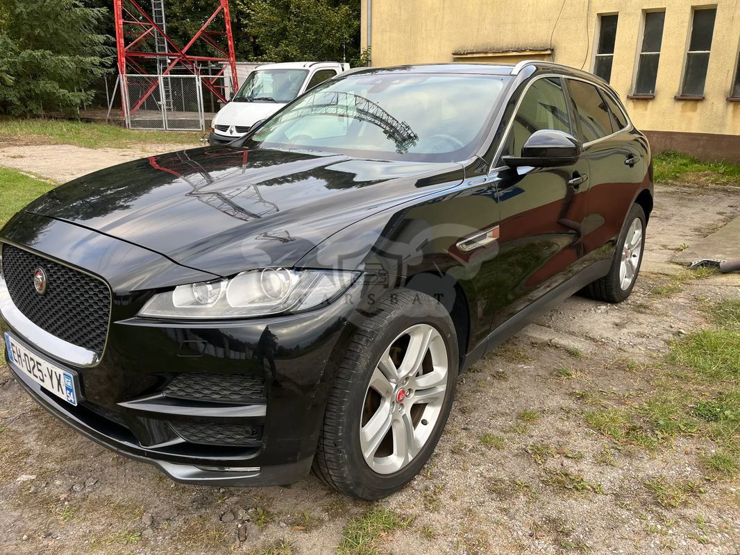 Jaguar F-Pace 20d AWD Portfolio 2016