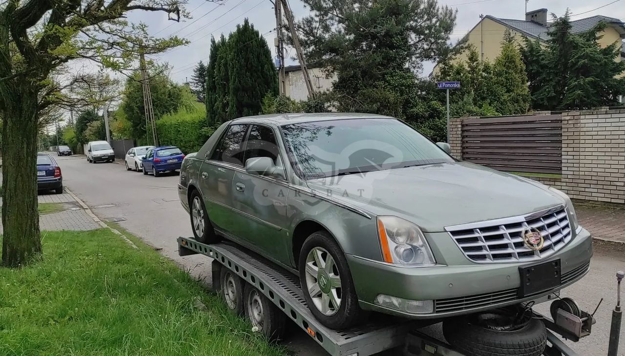 Cadillac DTS 2011