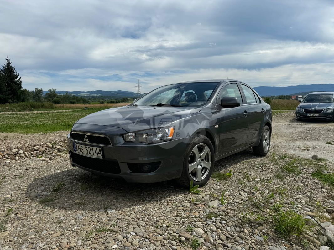 Mitsubishi Lancer VIII 1.8 Instyle 2010