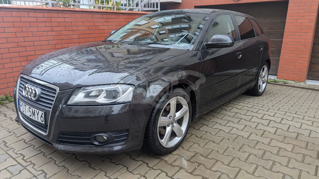 Audi A3 8P 1.6 TDI Sportback S tronic Attraction 2009