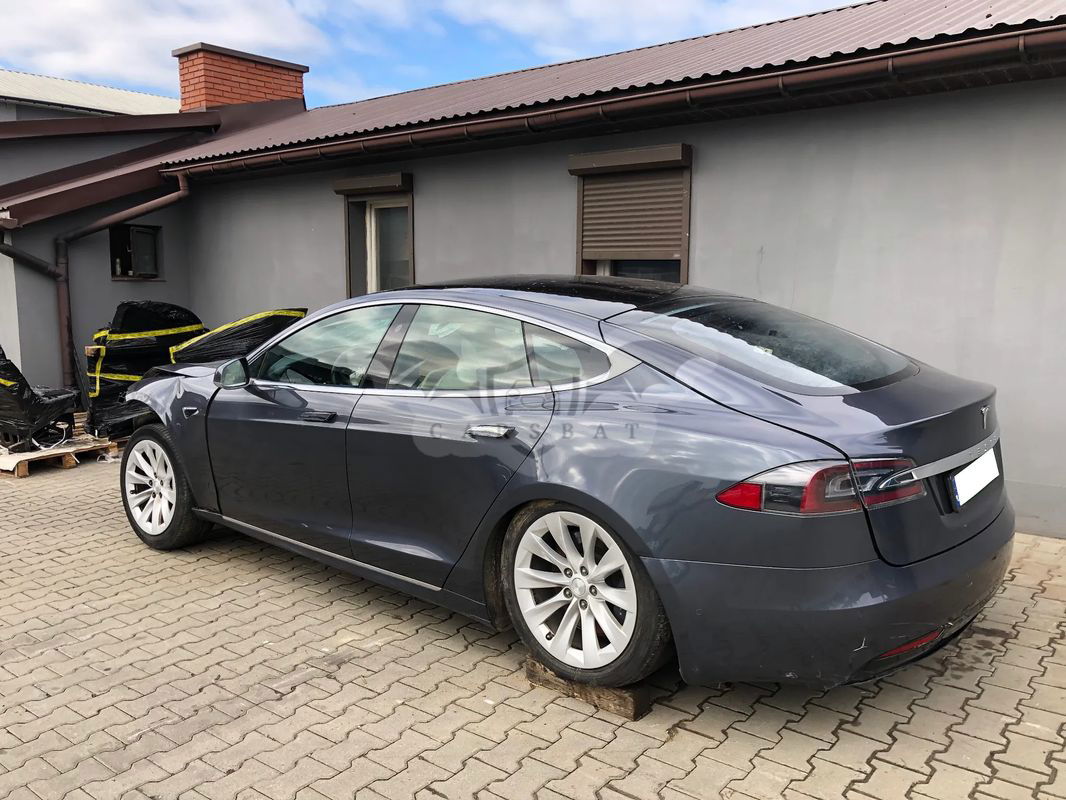 Tesla Model S Long Range Plus 2020