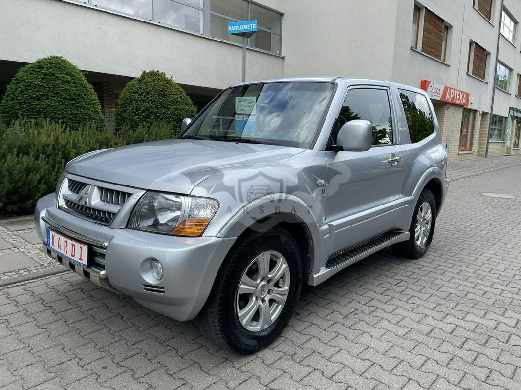 Mitsubishi Pajero III 2006