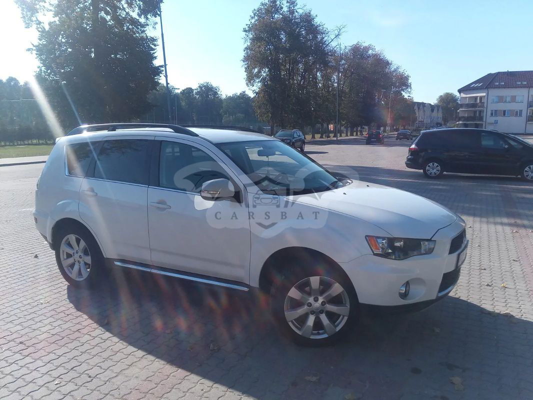 Mitsubishi Outlander II 2.0 Invite 2WD 2011