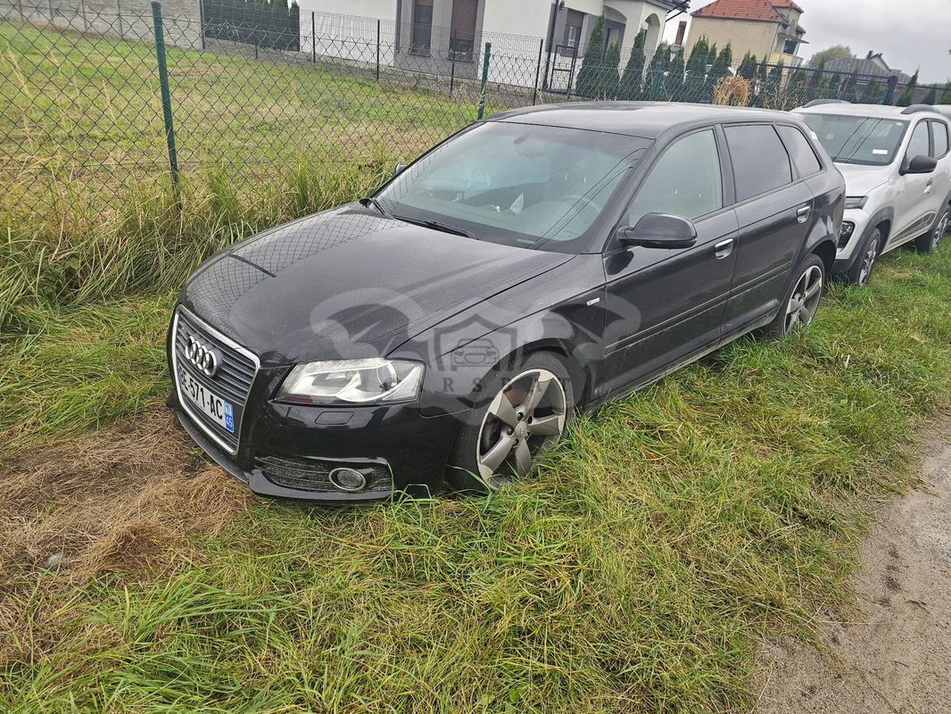 Audi A3 8P 2.0 TDI Sportback DPF S tronic S line Sportpaket 2010