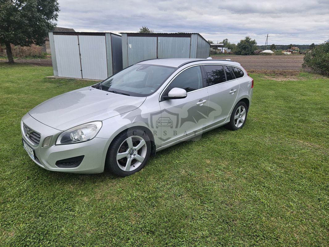 Volvo V60 I D2 Momentum 2012