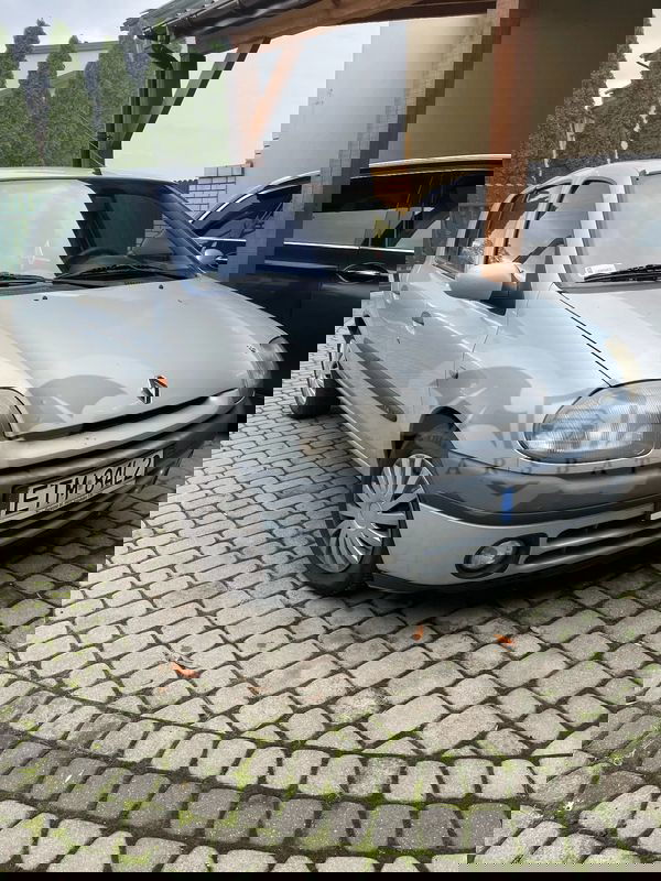 Renault Clio II 1.4 RT 1999