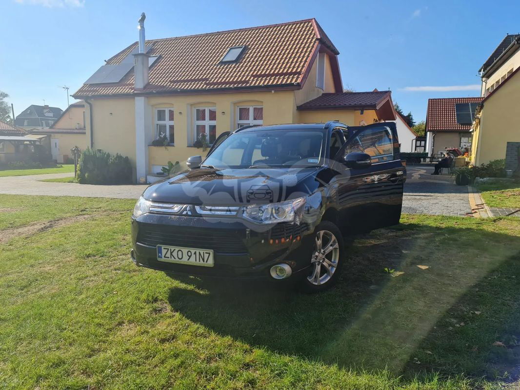 Mitsubishi Outlander III 2.0 Intense 2013