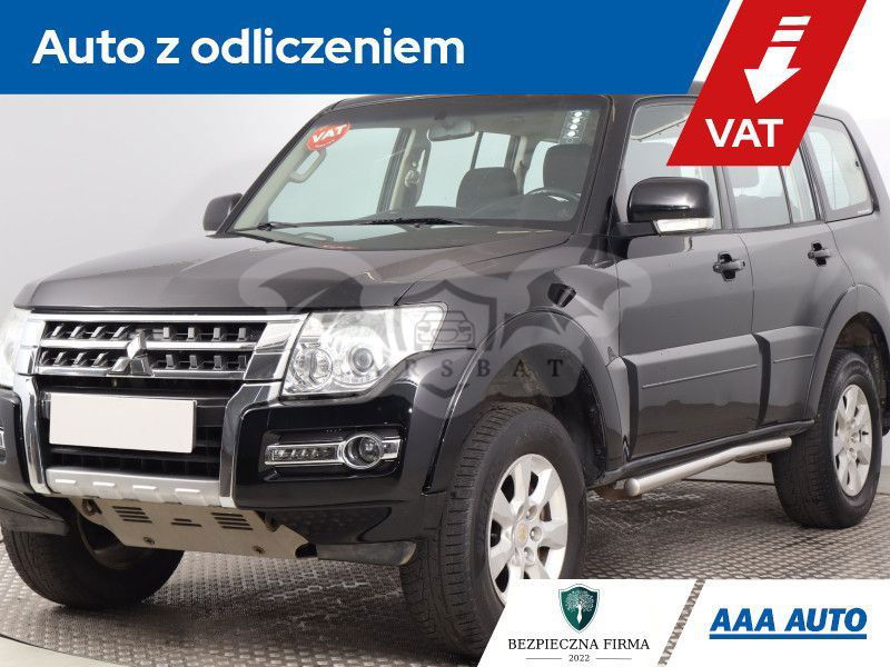 Mitsubishi Pajero IV 2014