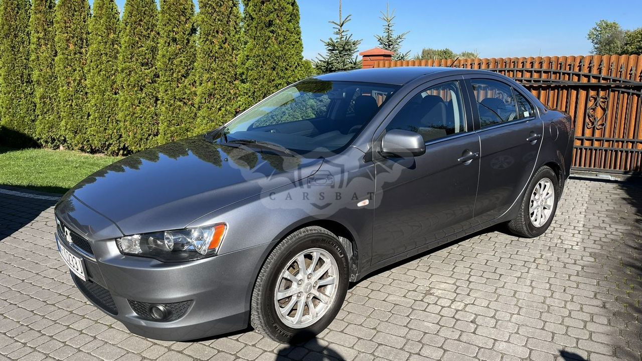 Mitsubishi Lancer IX 1.6 Invite 2012
