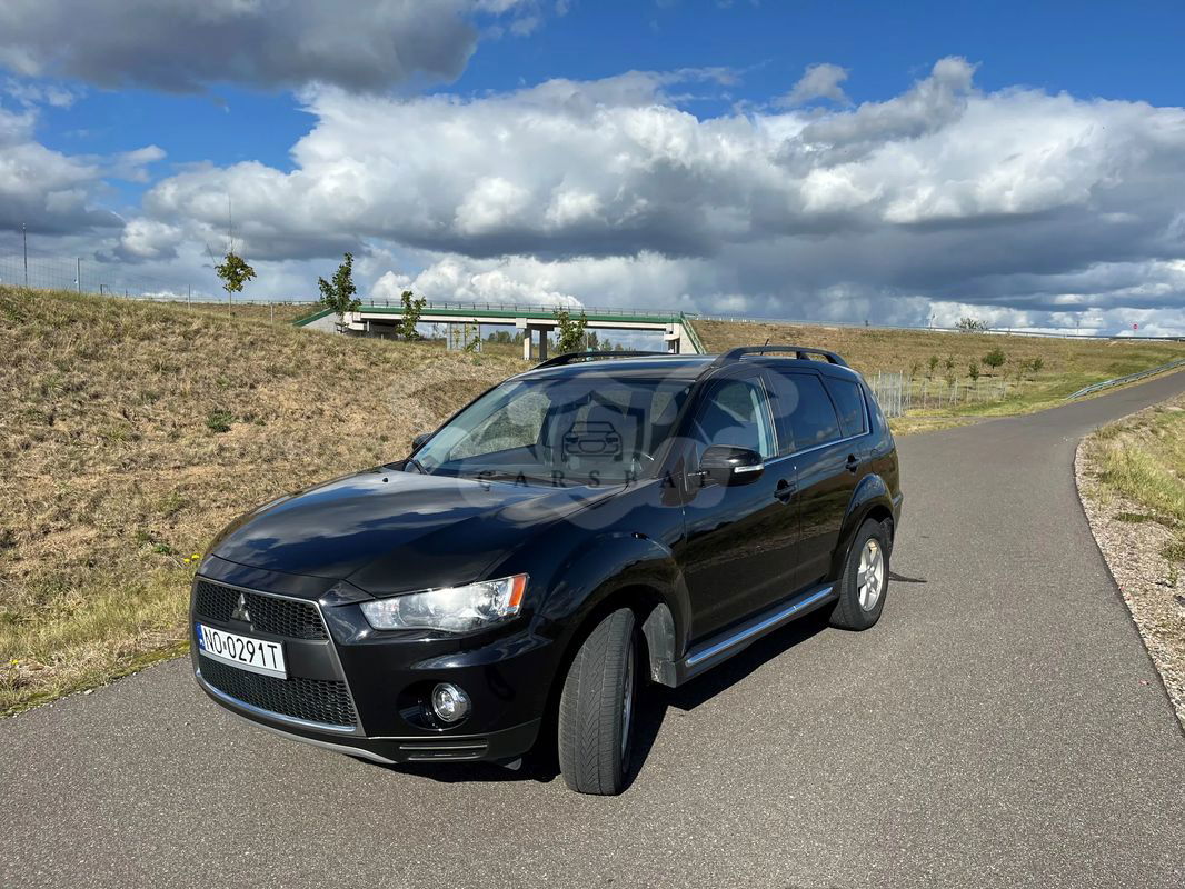 Mitsubishi Outlander II 2.0 Intense NAVI 2WD EU5 2012
