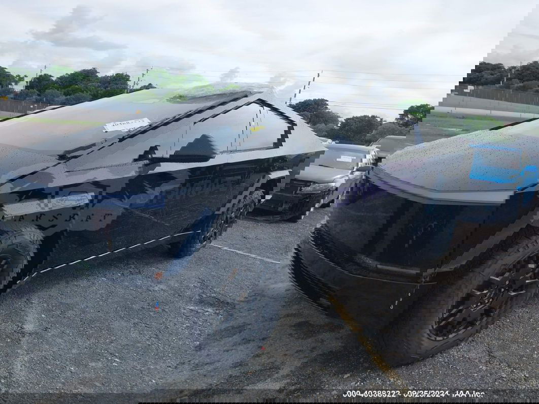 Tesla Model X 2024