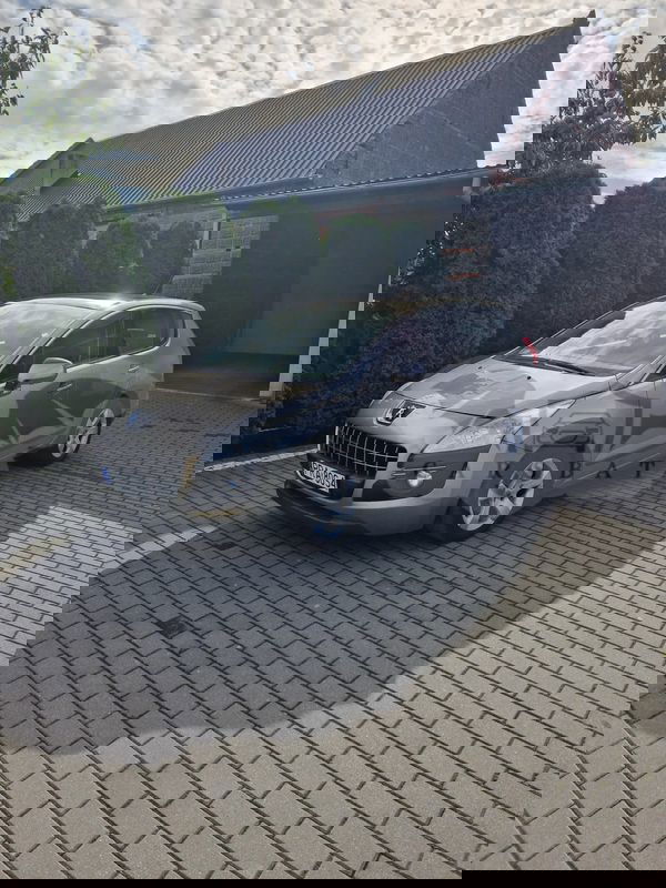 Peugeot 3008 I 2011