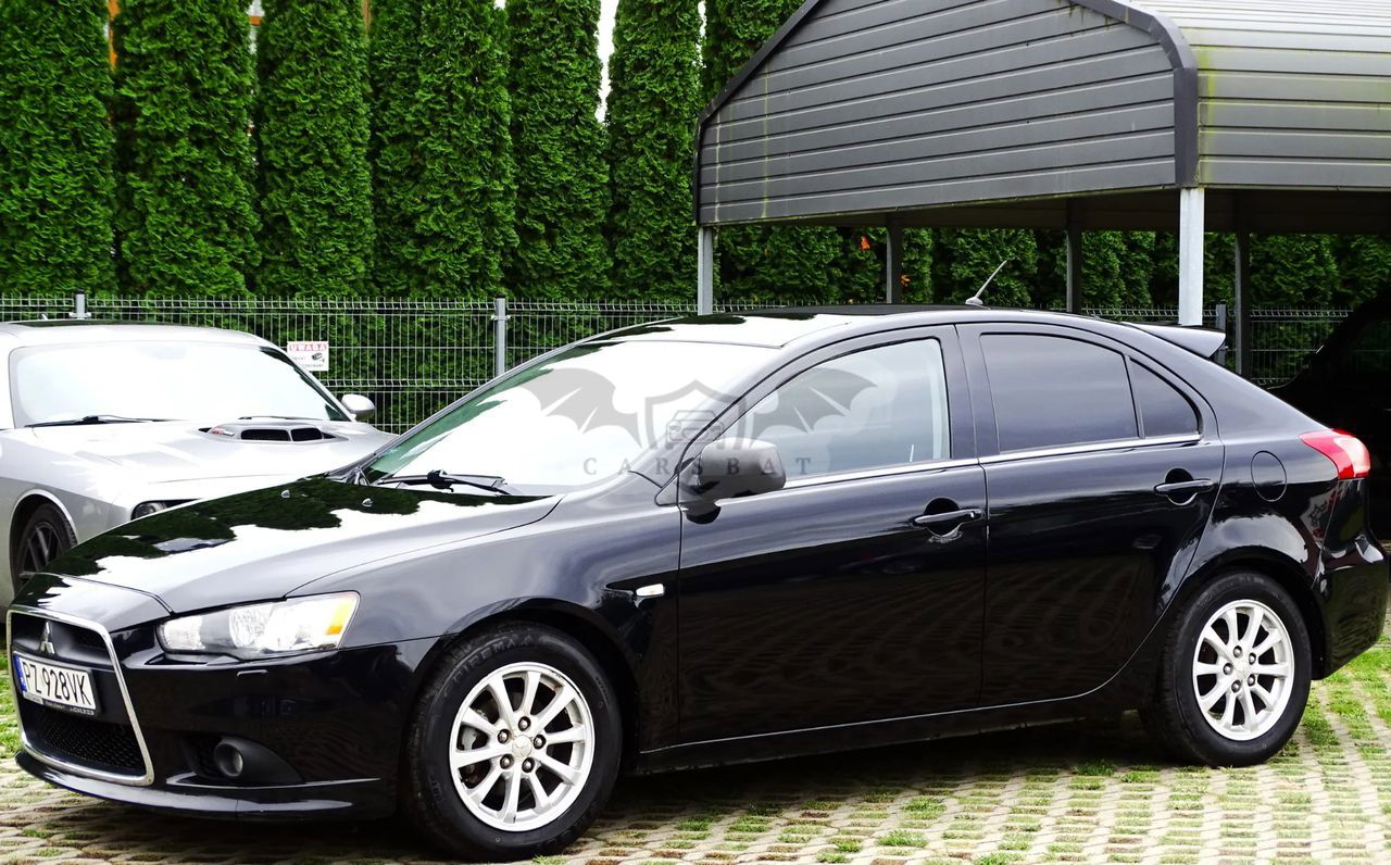 Mitsubishi Lancer IX 1.6 Invite 2011