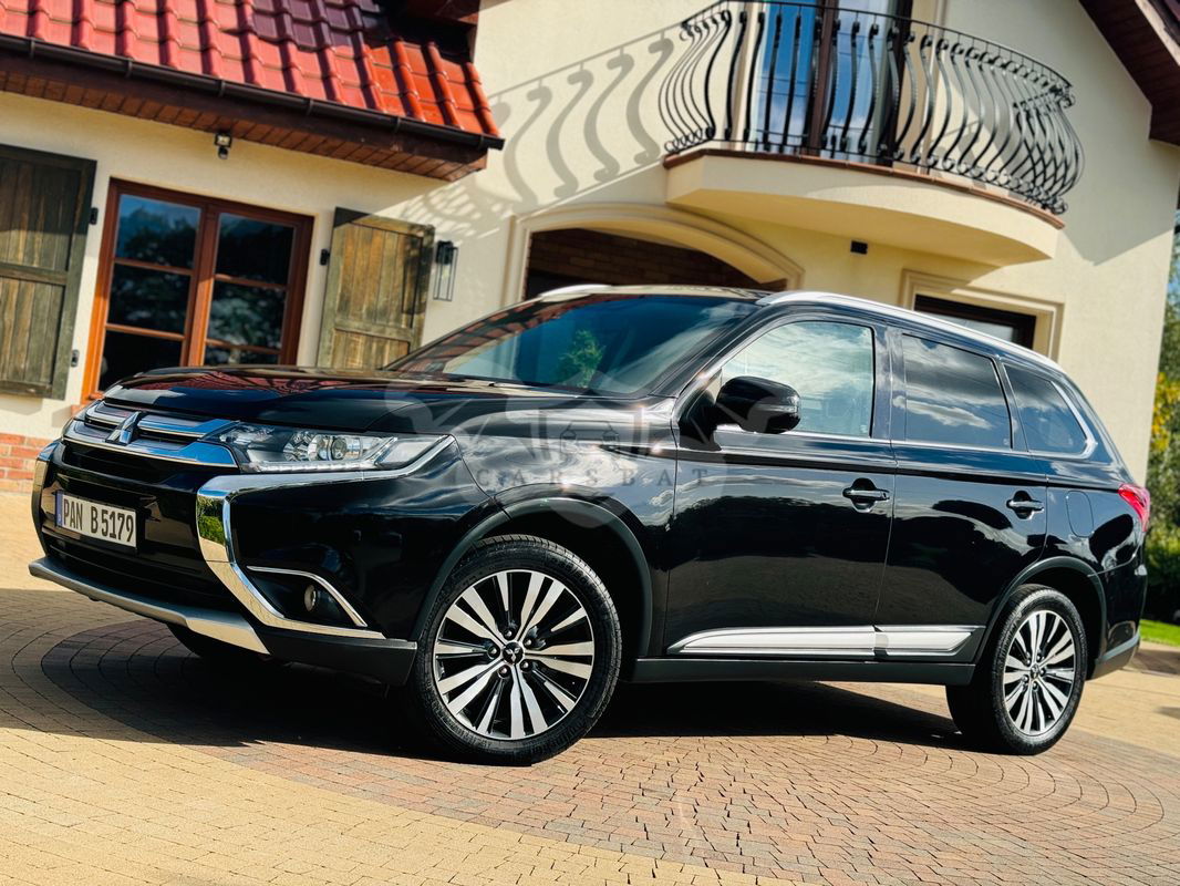 Mitsubishi Outlander III 2.0 Intense + 2WD 2016