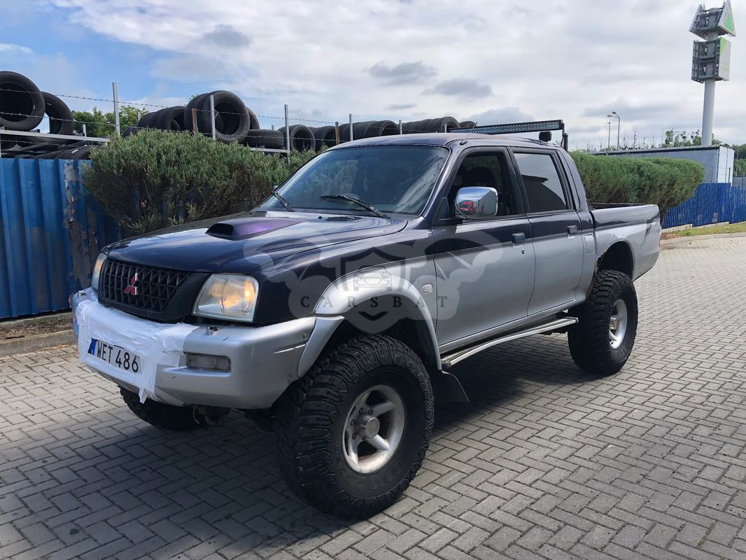 Mitsubishi L200 Pick Up 4x4 Intense + Autm 2004