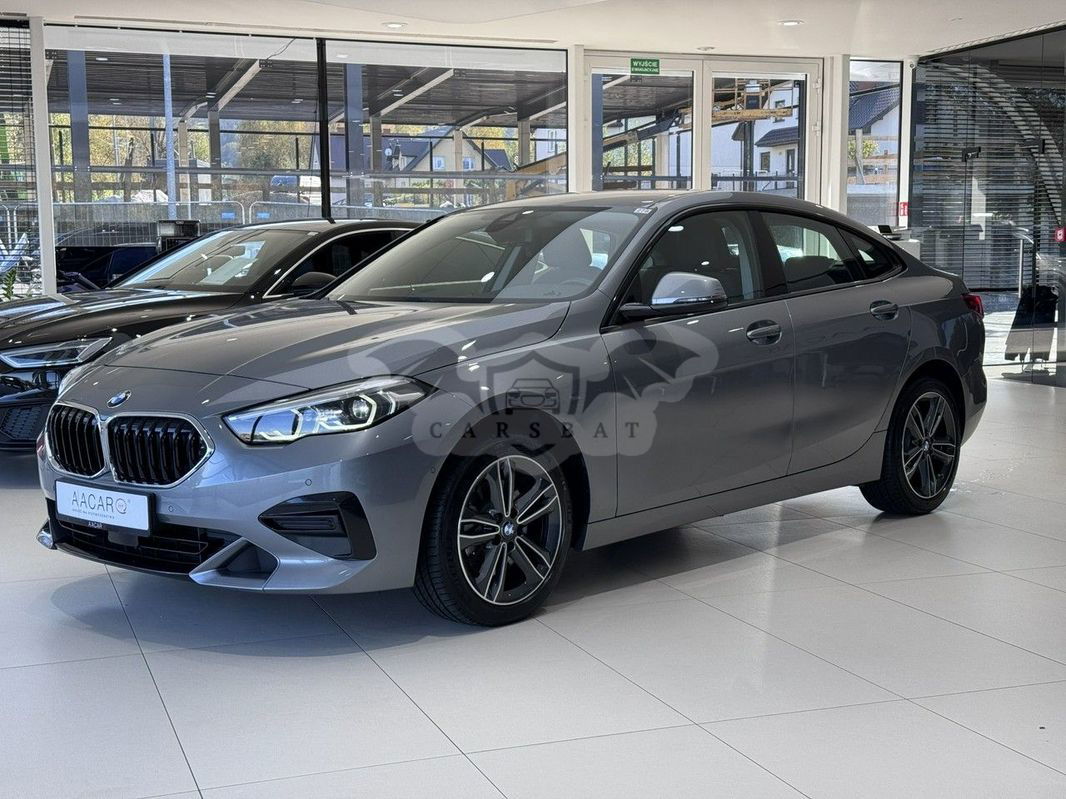 BMW 2 Series 218i Sport Line 2022